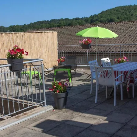 Maison Historique Avec Terrasse Ensoleillee Et Wifi Au Coeur De - Fr-1-616-65 Villefranche-du-Perigord