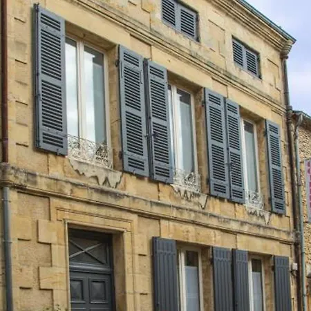 Maison Historique Avec Terrasse Ensoleillee Et Wifi Au Coeur De - Fr-1-616-65 Holiday home Villefranche-du-Perigord