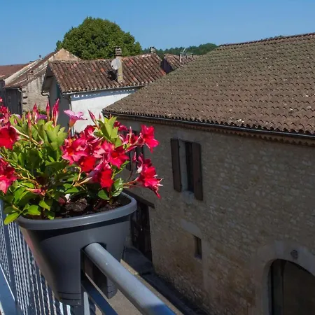 Maison Avec Terrasse Sur Le Toit, Au Coeur Du Perigord - Fr-1-616-65 Apartmán