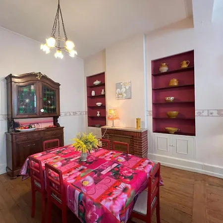 Maison Historique Avec Terrasse Ensoleillee Et Wifi Au Coeur De - Fr-1-616-65 * Villefranche-du-Perigord