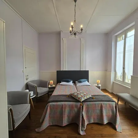 Maison Historique Avec Terrasse Ensoleillee Et Wifi Au Coeur De - Fr-1-616-65 Holiday home Villefranche-du-Perigord